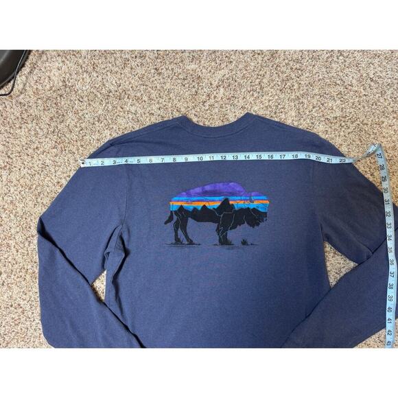 Patagonia Long Sleeve Men's T-Shirt size Medium, Regular Fit; Blue - Picture 8 of 8